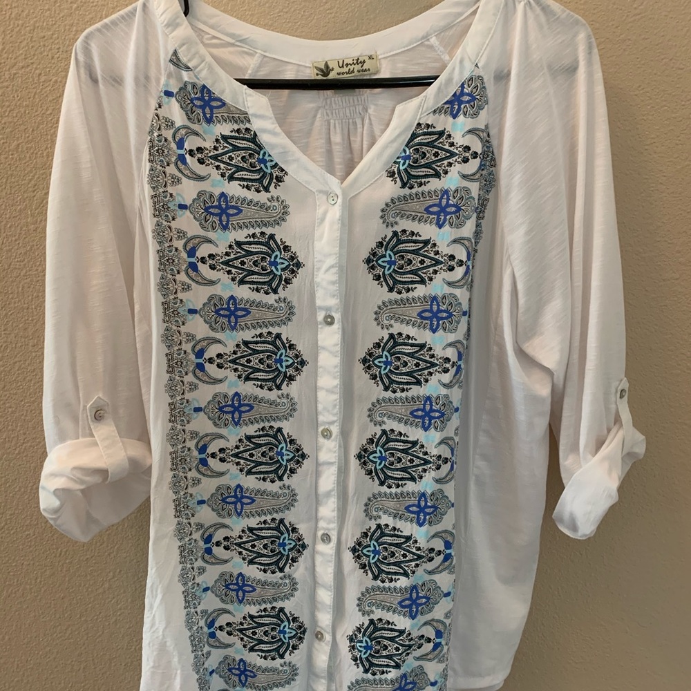 UNITY BUTTON DOWN BLOUSE